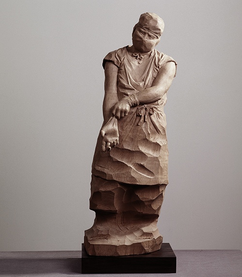 "Surgeon" by Hsu Tung Han, Wood Sculpture Artist, Taiwan