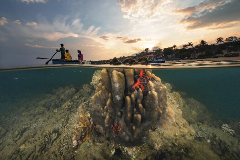 Low tide season by Nguyen Ngoc Thien, Photographer, Vietnam