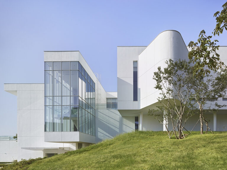 Clean lines and pristine white surfaces define the newly opened Sorol Art Museum in Gangneung, Image credit: Roland Halbe