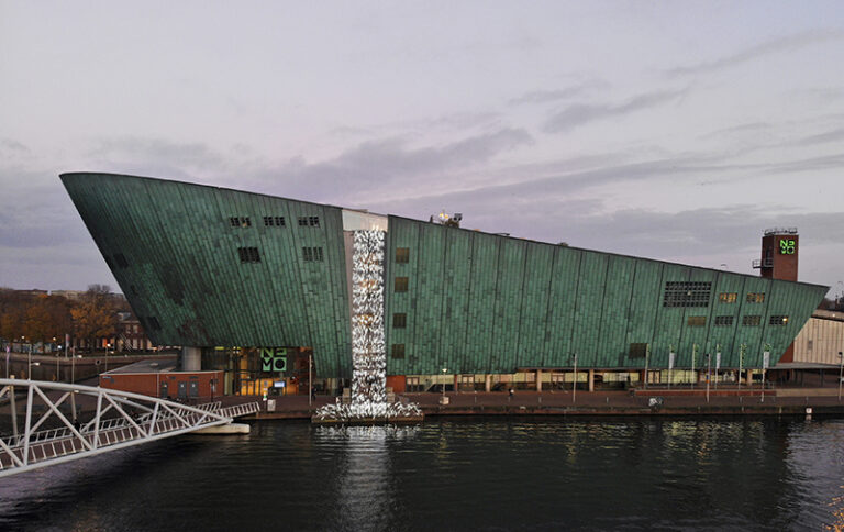 Inversion Waterfall at Amsterdam Light Festival by UxU Studio, Light art, Installation art, Taiwan