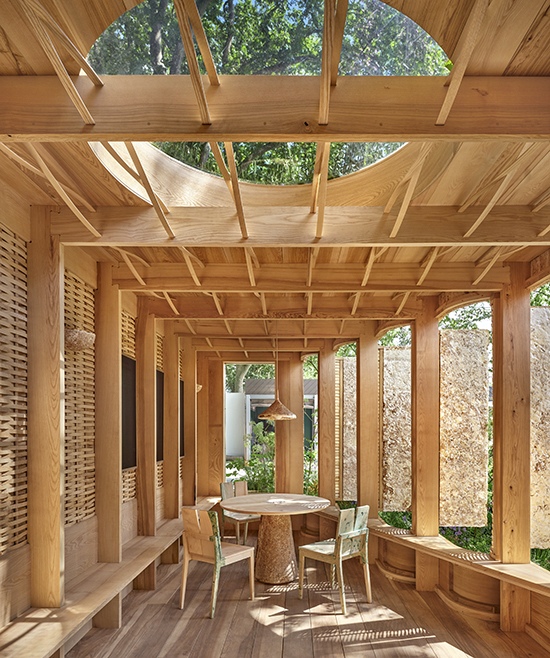 Flexible screening system using ash wood and mycelium at Studio Weave's Intelligent Garden pavilion, Chelsea Flower Show 2025. Designed by Studio Weave in collaboration with Tom Massey and Je Ahn.