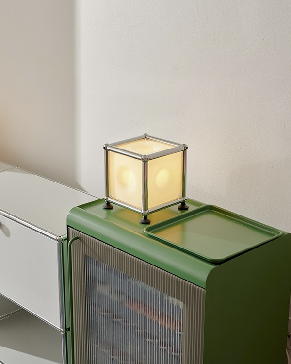 By uniting vintage and modern design approaches with 3D-printing technology, the collaboration makes sustainable design more accessible.