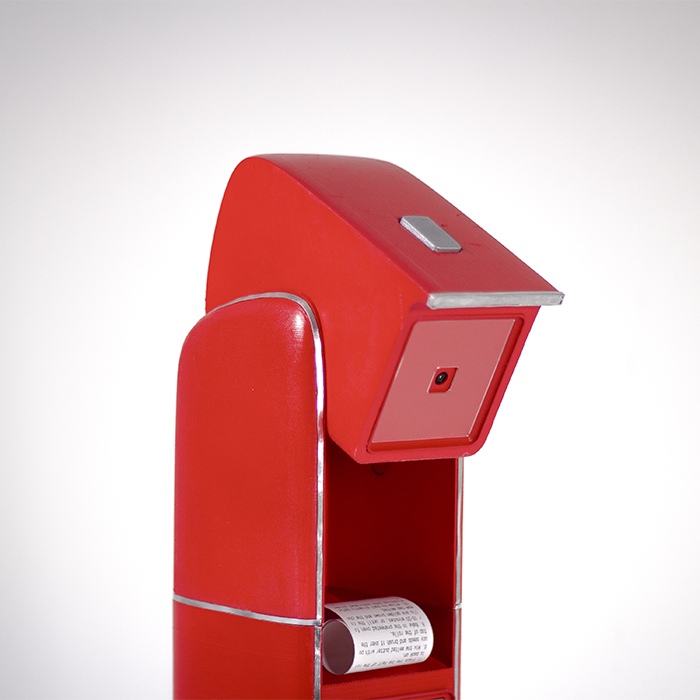 The device's integrated camera recognizes available ingredients to inspire personalized meal suggestions