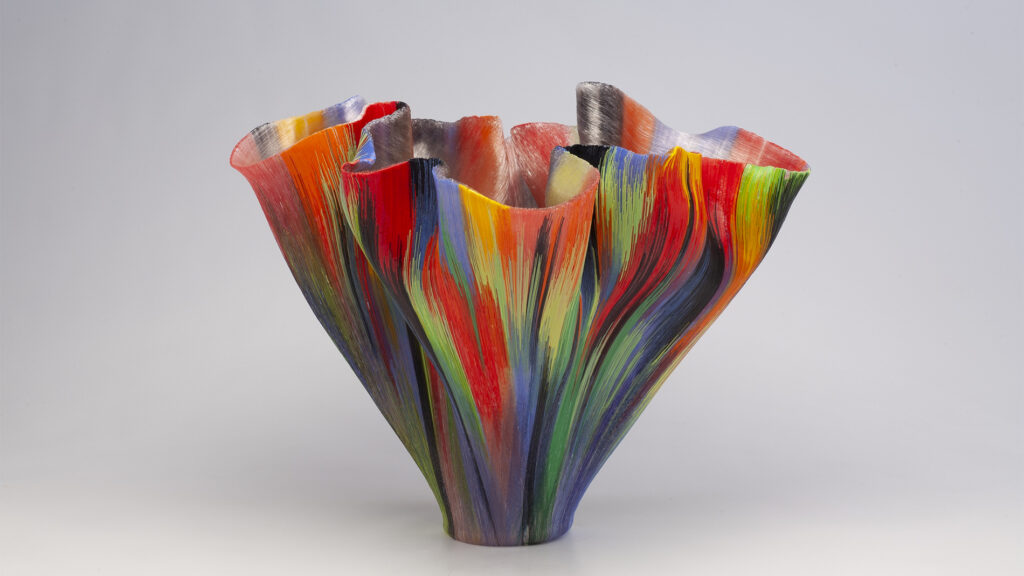 2022 Rainbow Lorikeet by Toots Zynsky, Glass artist, USA