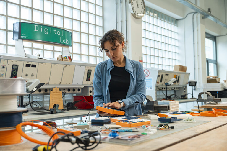 The keys offer visual and haptic cues to facilitate easier and more accurate typing.