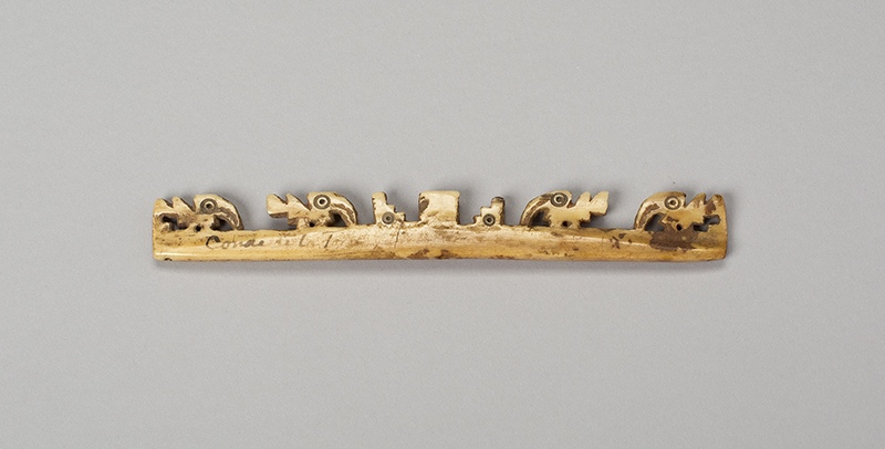Bone balance beam scale, Chincha culture